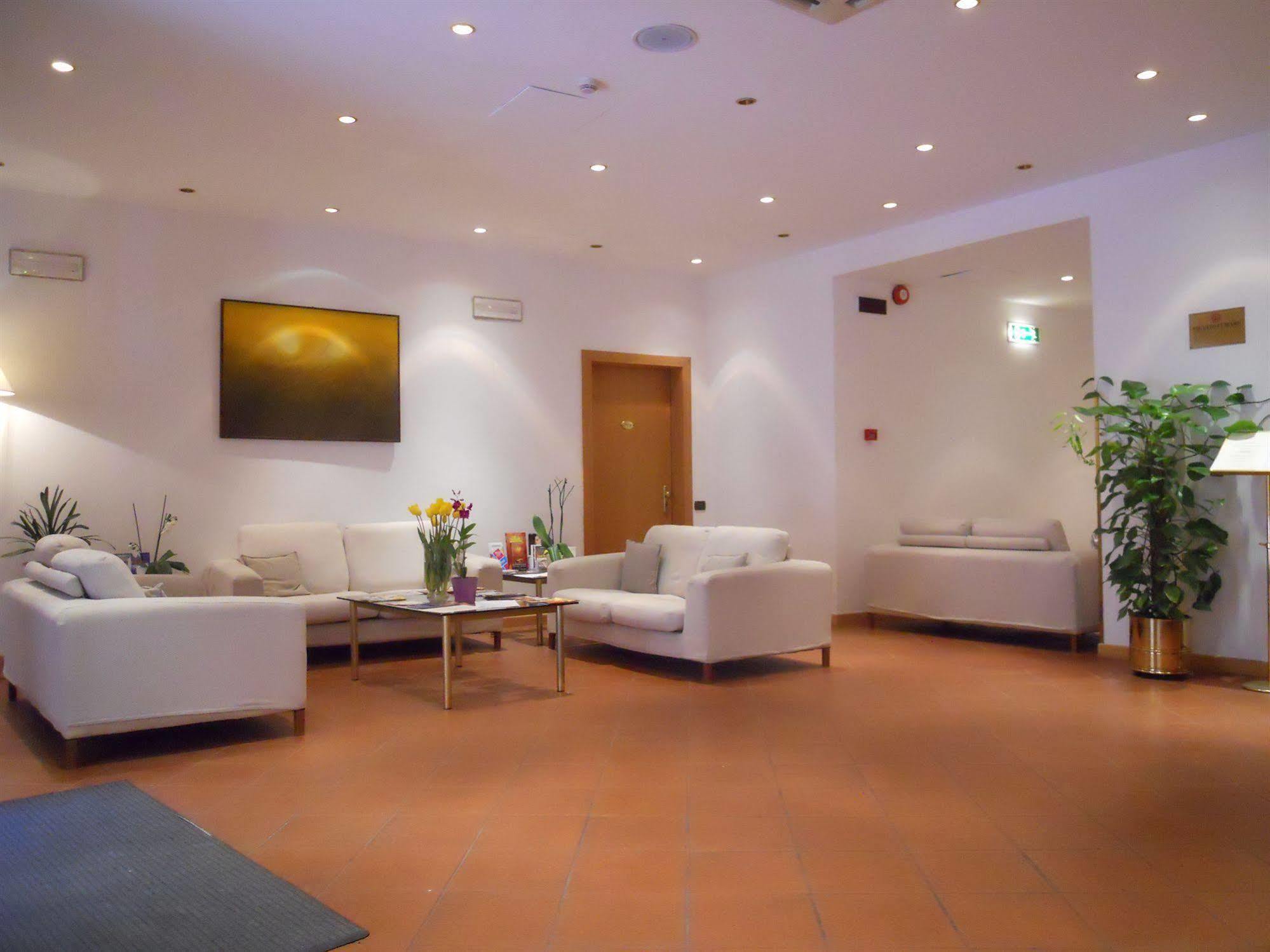 Albergo Italia Urbino Exterior foto